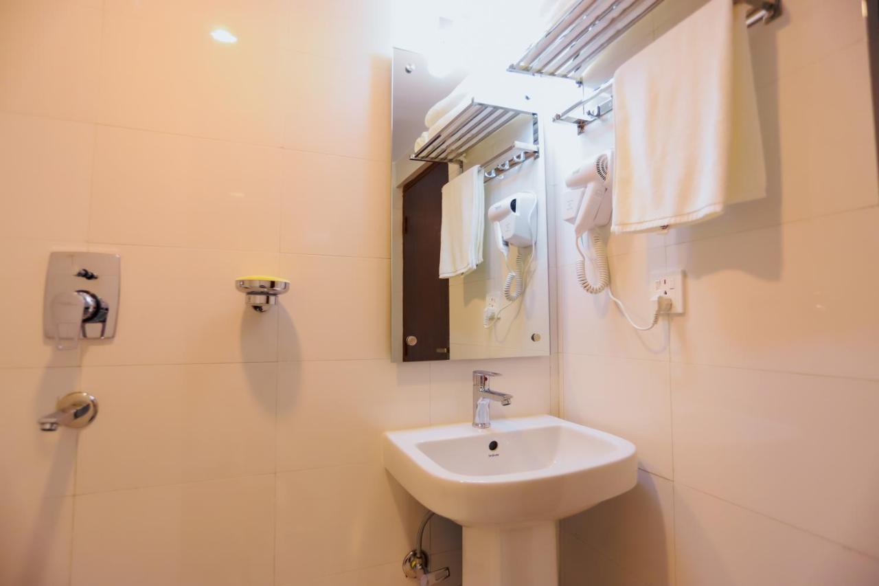 Kathmandu Business Hotel Extérieur photo