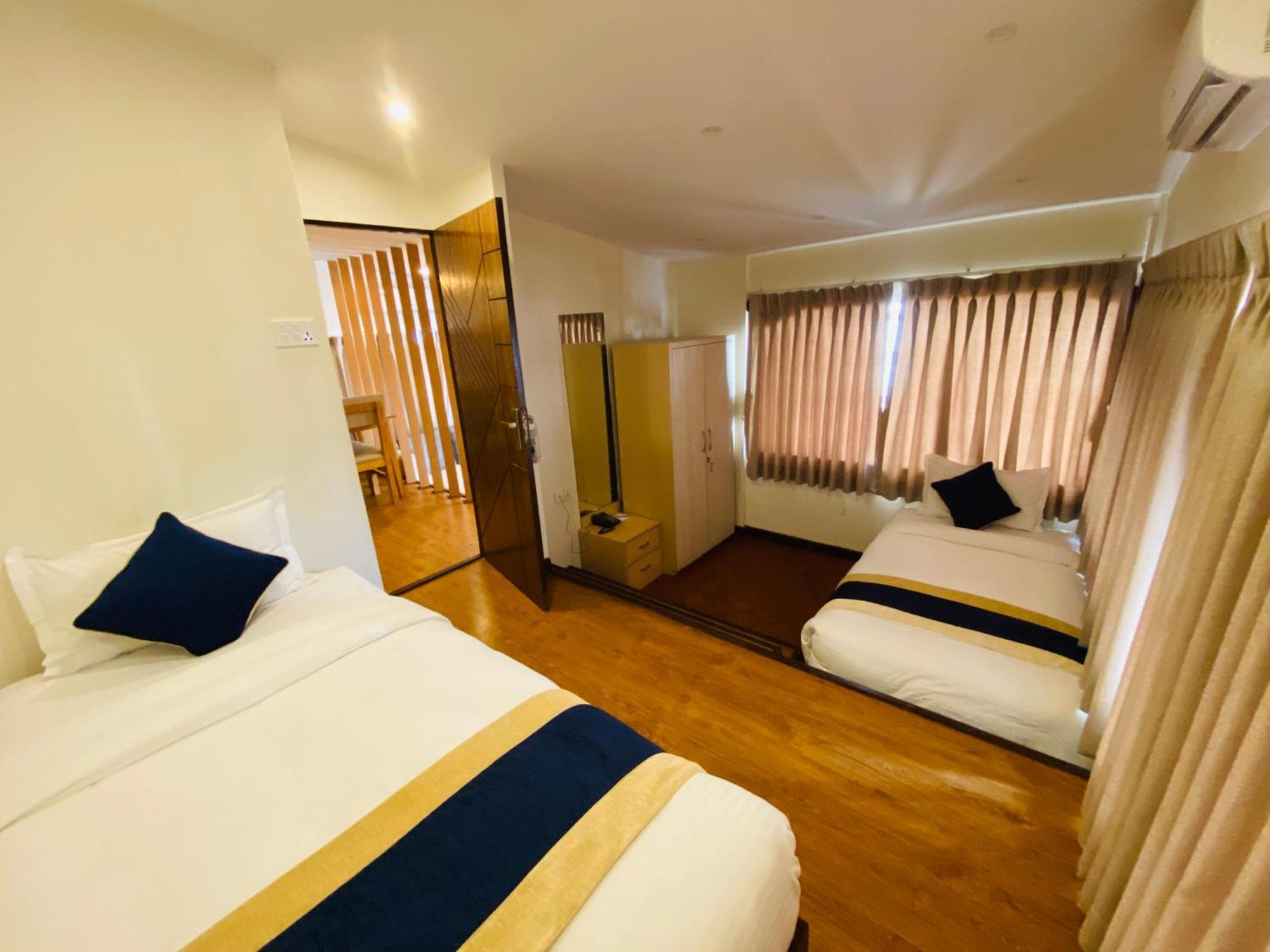 Kathmandu Business Hotel Extérieur photo