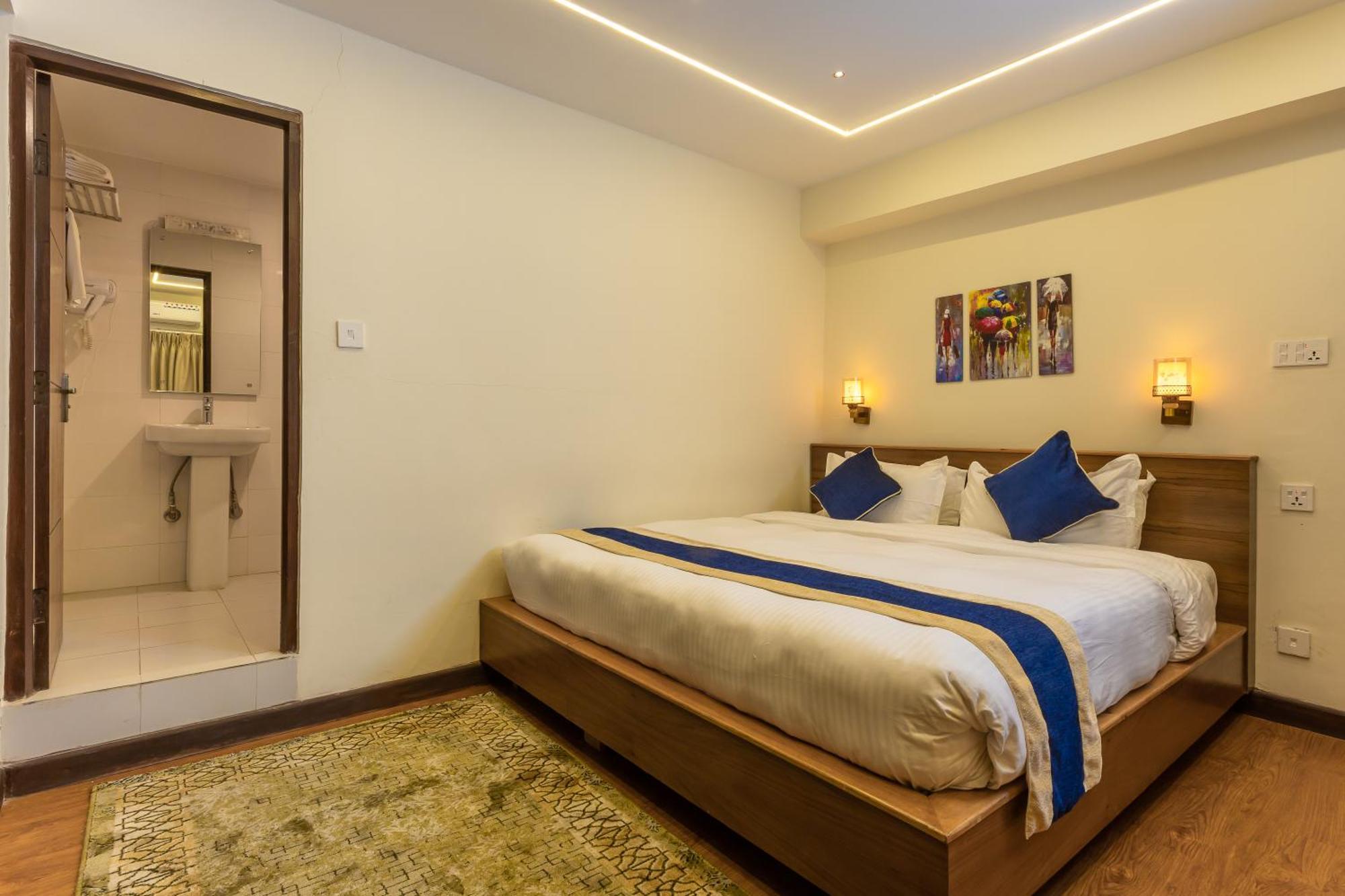 Kathmandu Business Hotel Extérieur photo